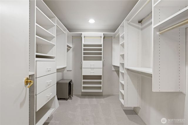 15018 NE 10th Place, Bellevue, WA 98007