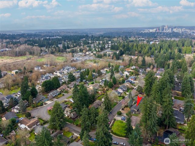 15018 NE 10th Place, Bellevue, WA 98007