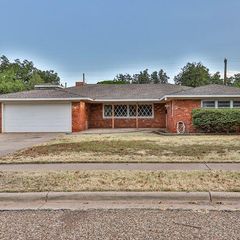 2110 65th Street, Lubbock, TX 79412