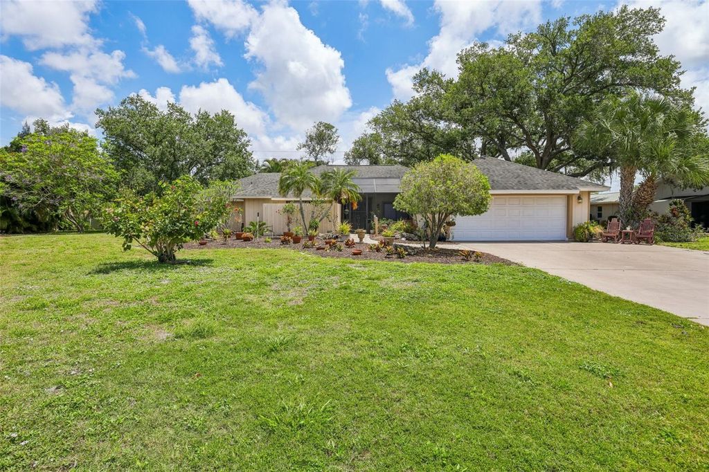 3757 COUNTRYSIDE ROAD, Sarasota, FL 34233
