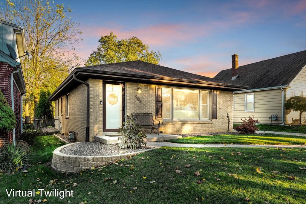 905 Indiana STREET, Racine, WI 53405