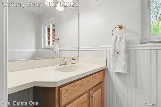 23701 Heartwood, Novi, MI 48374