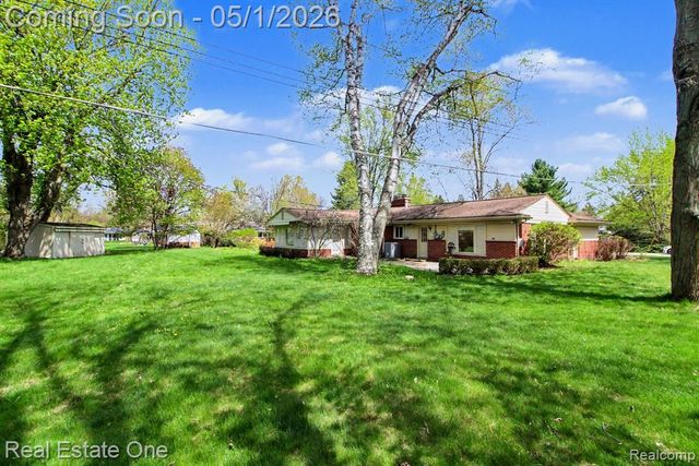 23701 Heartwood, Novi, MI 48374