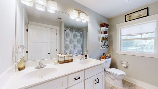 1044 Cherry Ln, Murfreesboro, TN 37129