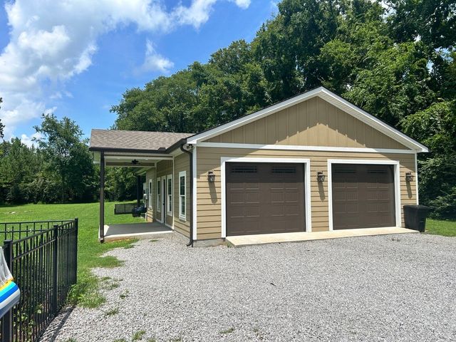 1044 Cherry Ln, Murfreesboro, TN 37129