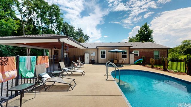 1044 Cherry Ln, Murfreesboro, TN 37129