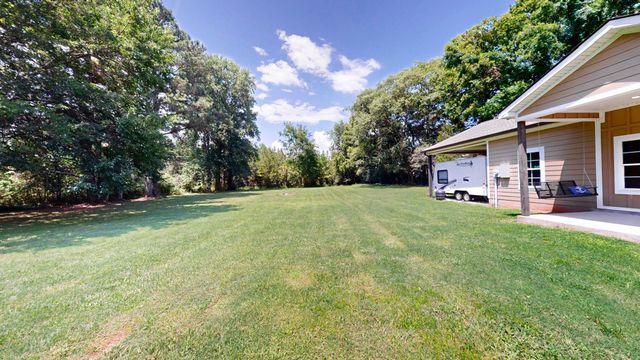 1044 Cherry Ln, Murfreesboro, TN 37129