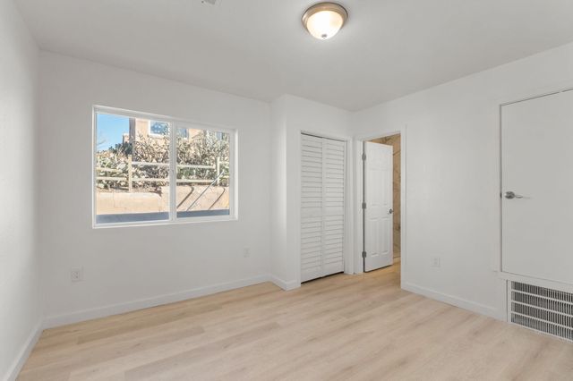 110 Sycamore Street NE, Albuquerque, NM 87106