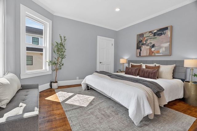 61 Cummins Hwy 2, Boston, MA 02131