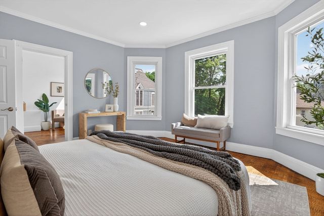 61 Cummins Hwy 2, Boston, MA 02131