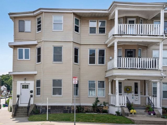 61 Cummins Hwy 2, Boston, MA 02131