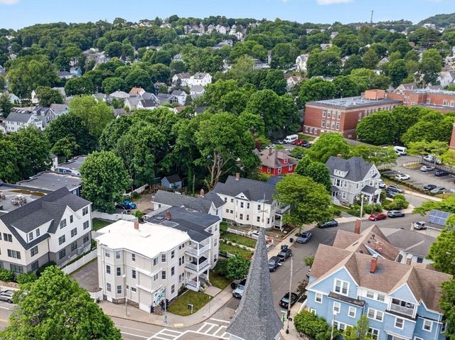 61 Cummins Hwy 2, Boston, MA 02131
