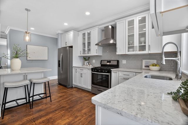 61 Cummins Hwy 2, Boston, MA 02131
