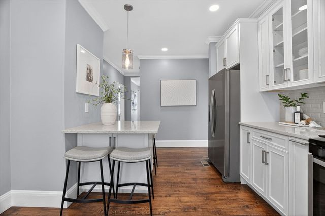 61 Cummins Hwy 2, Boston, MA 02131