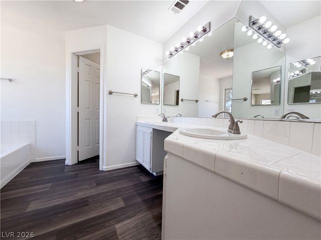 128 Broken Rock, Henderson, NV 89074