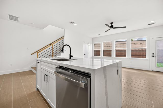 1811 N Spring Drive 9, Spring, TX 77373