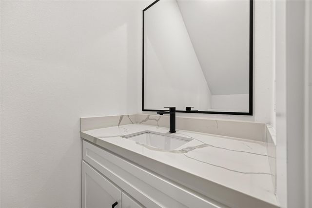 1811 N Spring Drive 9, Spring, TX 77373