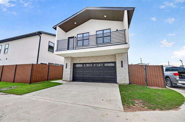 1811 N Spring Drive 9, Spring, TX 77373