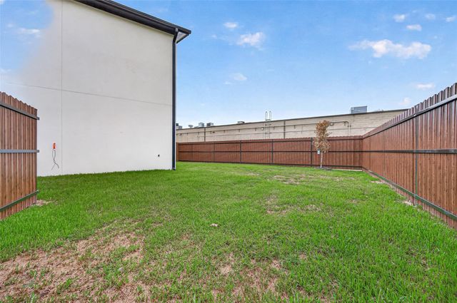 1811 N Spring Drive 9, Spring, TX 77373