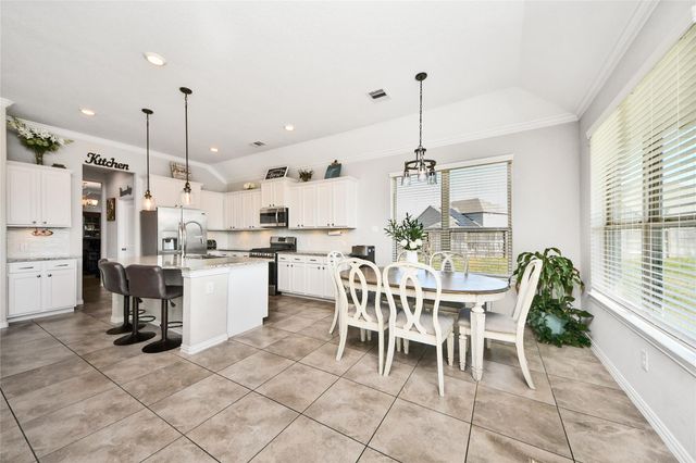 8903 Lost Castle Way, Cypress, TX 77433