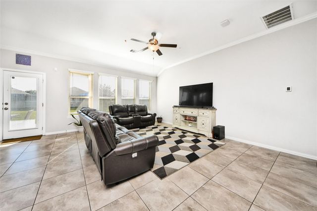 8903 Lost Castle Way, Cypress, TX 77433