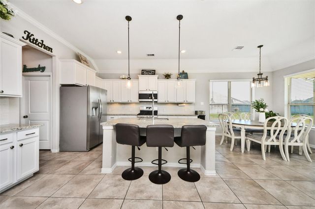 8903 Lost Castle Way, Cypress, TX 77433