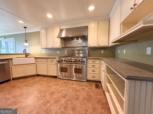 3795 Churchill Drive SW, Marietta, GA 30064