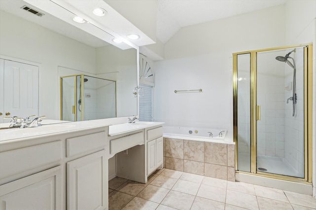 2900 Woodhaven Drive, Grapevine, TX 76051