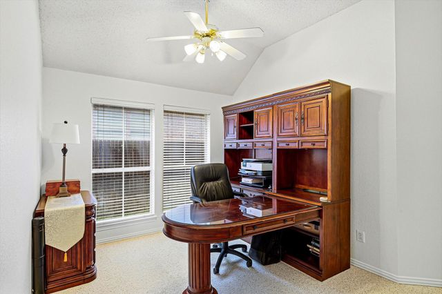 2900 Woodhaven Drive, Grapevine, TX 76051