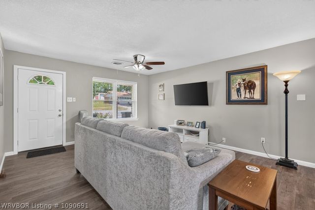6414 Crimson Avenue, Fort Smith, AR 72903