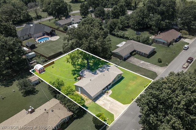6414 Crimson Avenue, Fort Smith, AR 72903