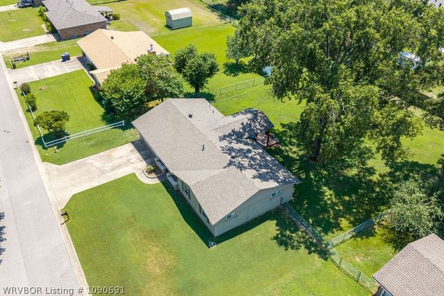 6414 Crimson Avenue, Fort Smith, AR 72903