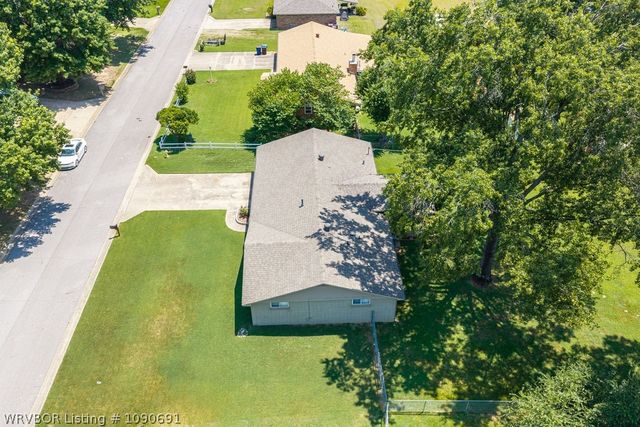 6414 Crimson Avenue, Fort Smith, AR 72903