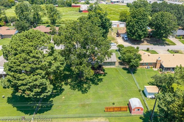 6414 Crimson Avenue, Fort Smith, AR 72903