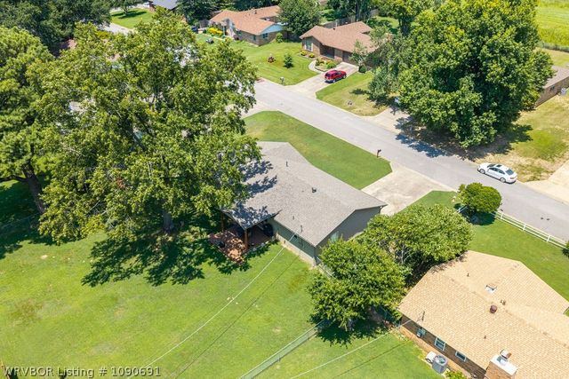 6414 Crimson Avenue, Fort Smith, AR 72903