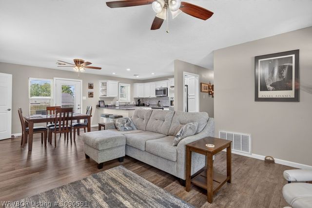 6414 Crimson Avenue, Fort Smith, AR 72903
