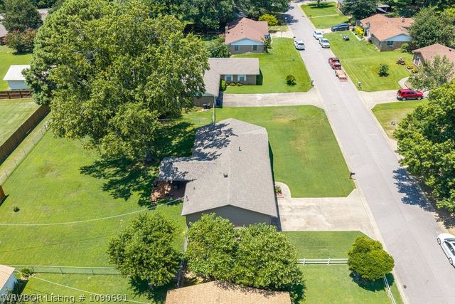 6414 Crimson Avenue, Fort Smith, AR 72903