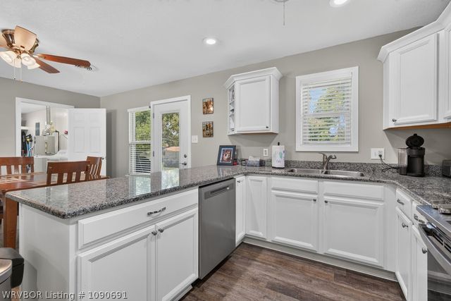 6414 Crimson Avenue, Fort Smith, AR 72903