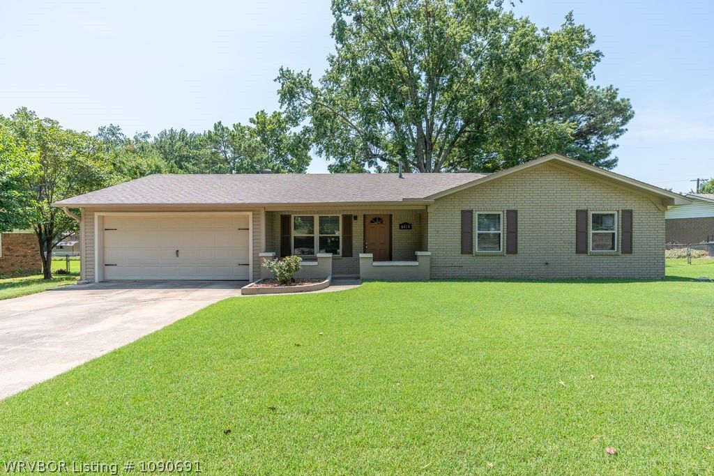 6414 Crimson Avenue, Fort Smith, AR 72903