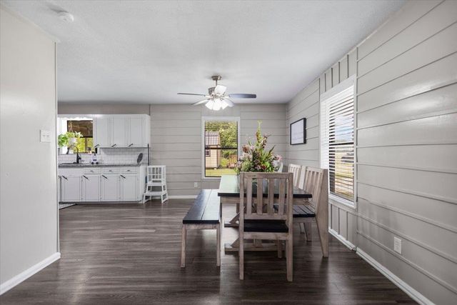 1527 E State Highway 315, Mount Enterprise, TX 75681
