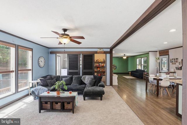 12421 N OLD STATE RD, Ellendale, DE 19941