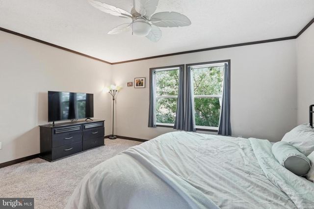 12421 N OLD STATE RD, Ellendale, DE 19941