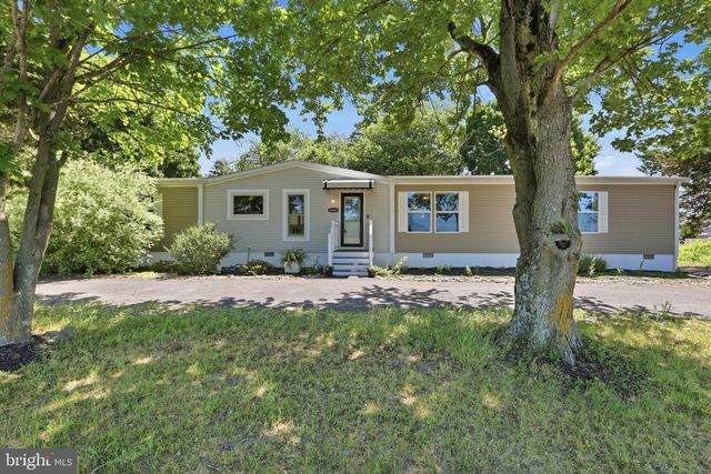 12421 N OLD STATE RD, Ellendale, DE 19941
