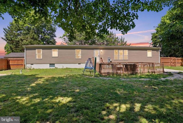 12421 N OLD STATE RD, Ellendale, DE 19941