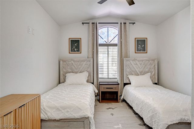 1658 Garden Path Court, Las Vegas, NV 89119