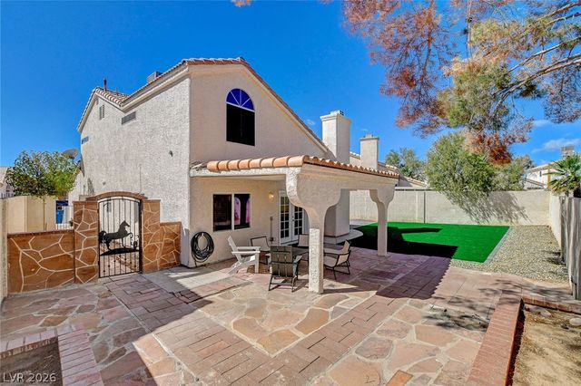 1658 Garden Path Court, Las Vegas, NV 89119