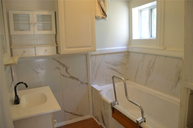 837 E 21ST Street, Erie, PA 16503