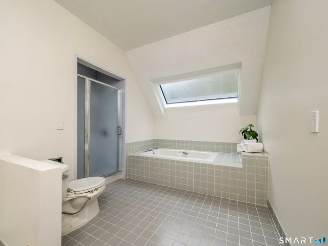 37 Wilton Crest 37, Wilton, CT 06897