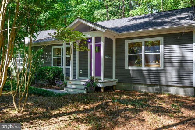225 TYLER AVE, Saint Michaels, MD 21663