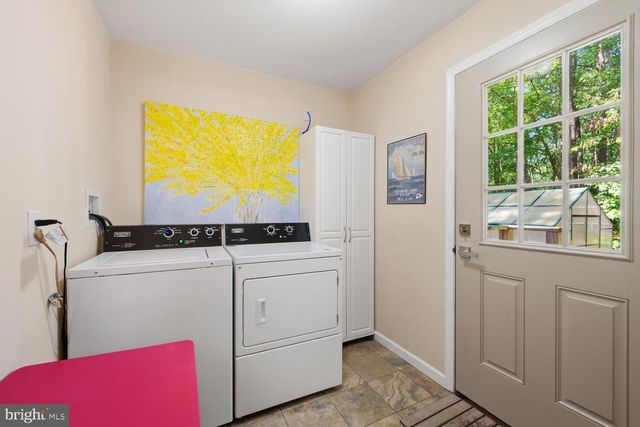 225 TYLER AVE, Saint Michaels, MD 21663